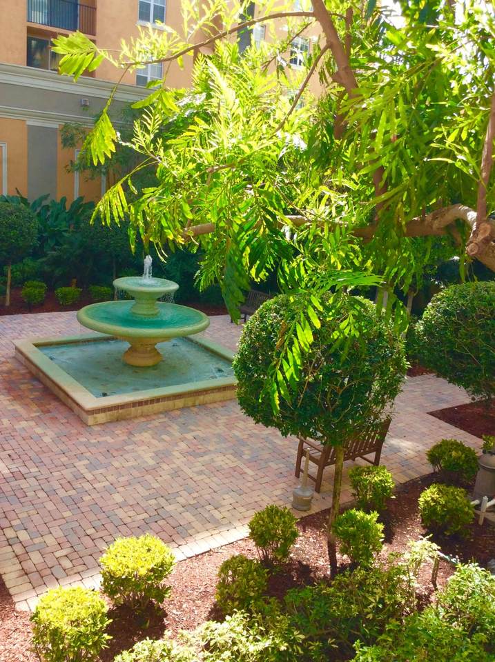 780 Sapodilla Avenue - Photo 1