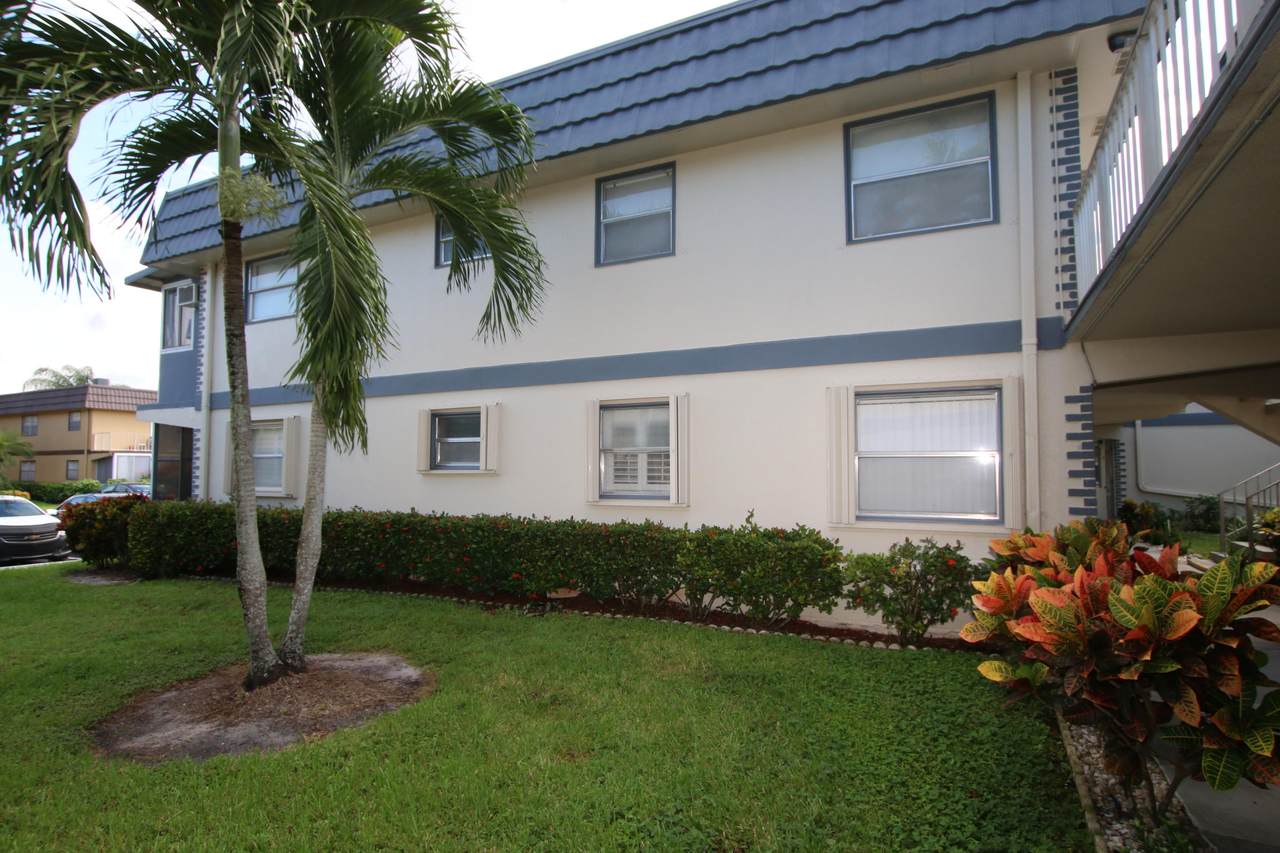 544 Brittany L Lane - Photo 1