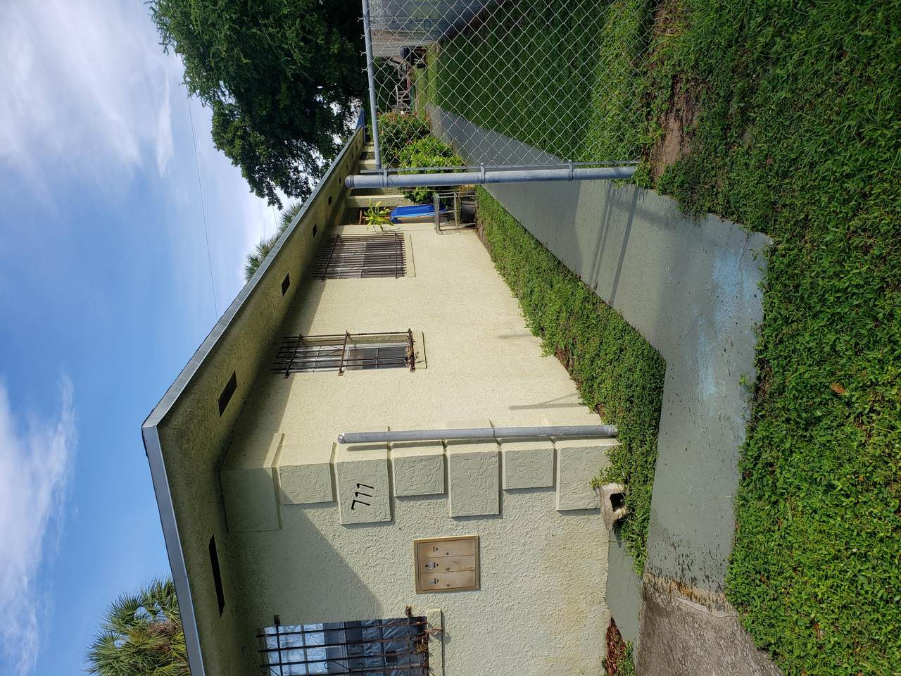 711 5th Street - Photo 1