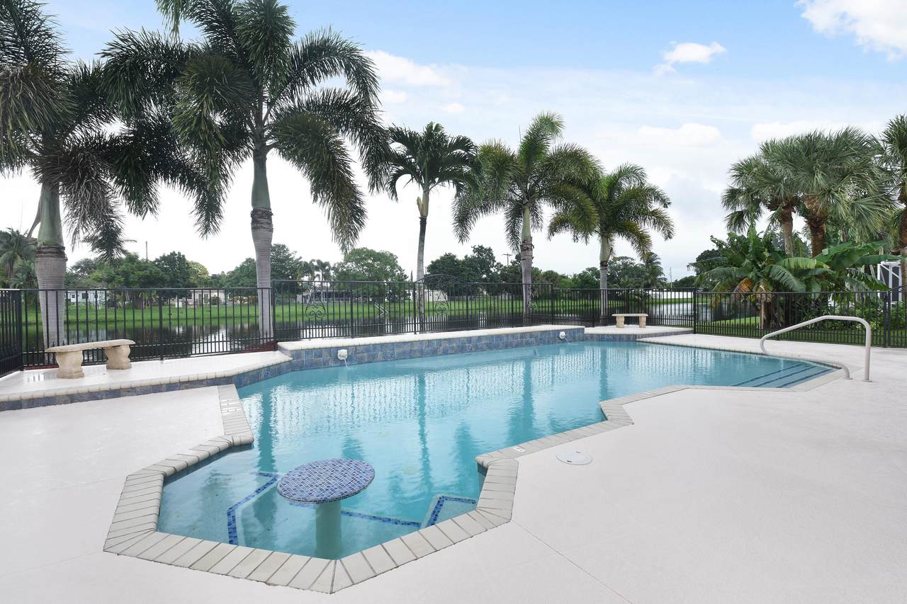 182 Cypress Trace - Photo 1