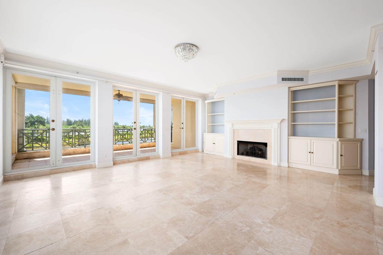 9025 Somerset Bay Lane - Photo 1