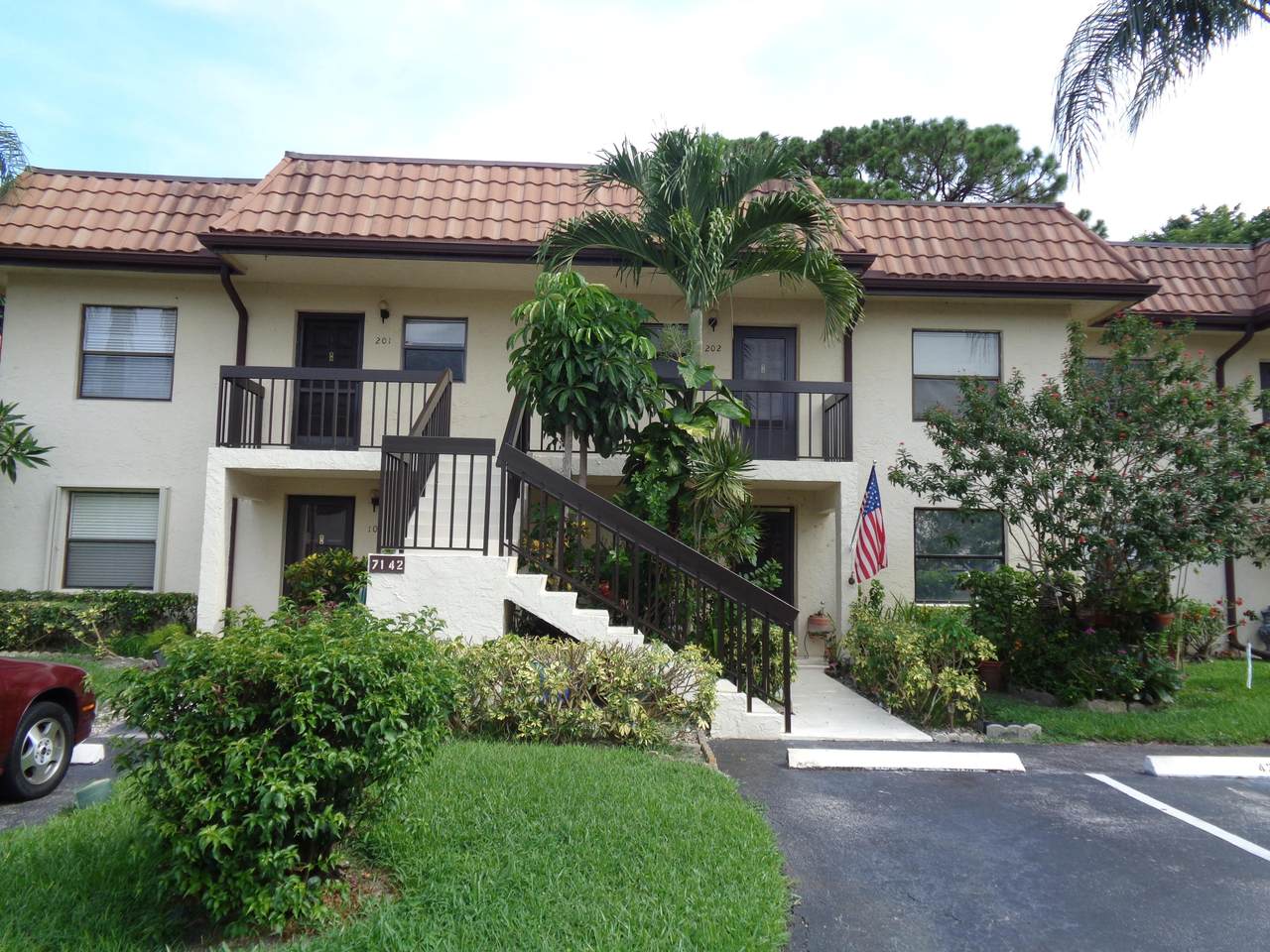 7142 Golf Colony Court - Photo 1