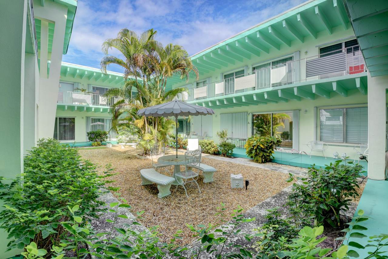 702 Federal Highway - Photo 1