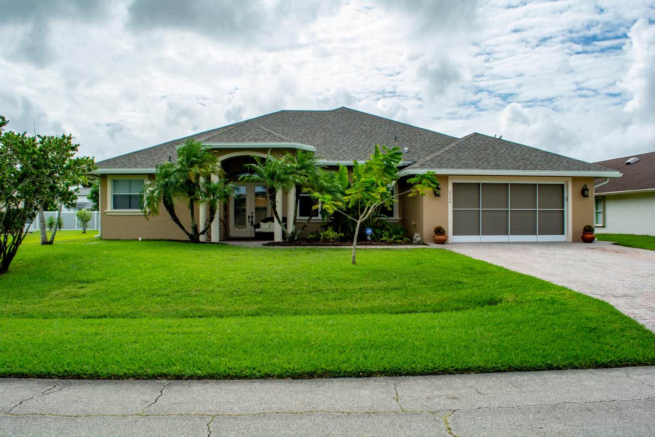 2734 Hamilton Avenue - Photo 1