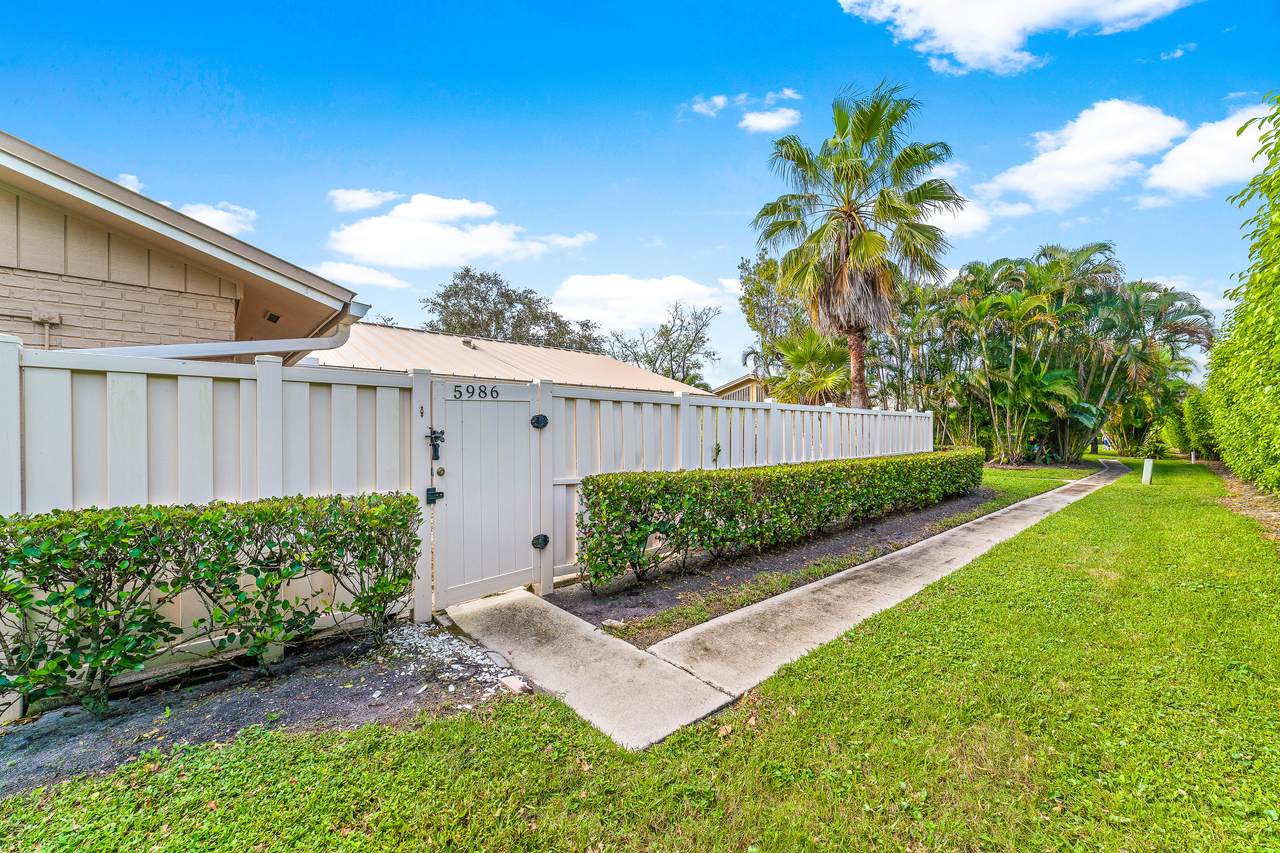 5986 Golden Eagle Circle - Photo 1