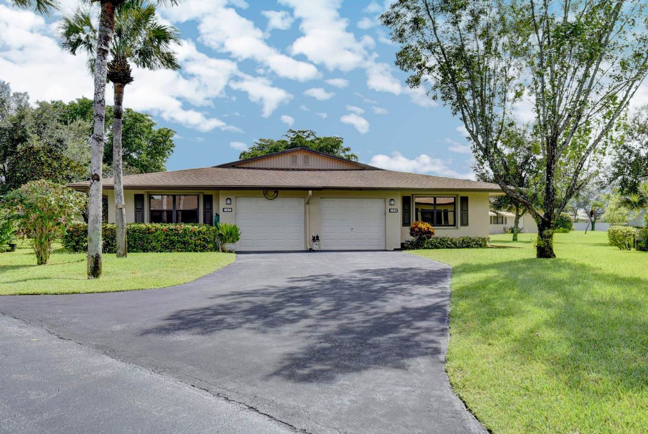 1630 Palmland Drive - Photo 1