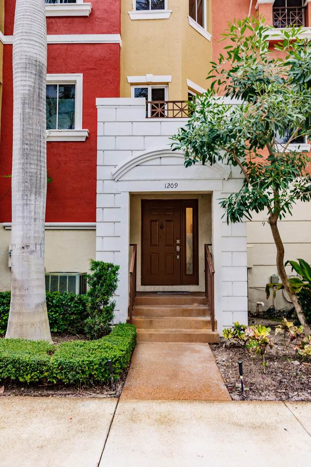 1209 Coastal Bay Boulevard - Photo 1