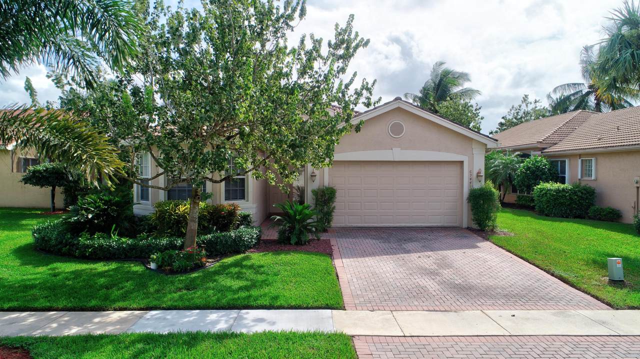 6944 Imperial Beach Circle - Photo 1