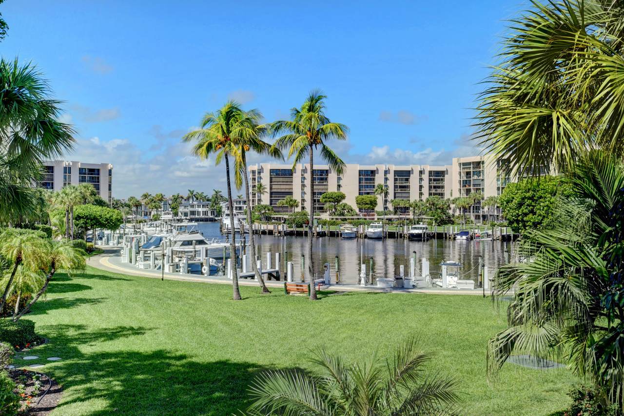 2657 Ocean Boulevard - Photo 1