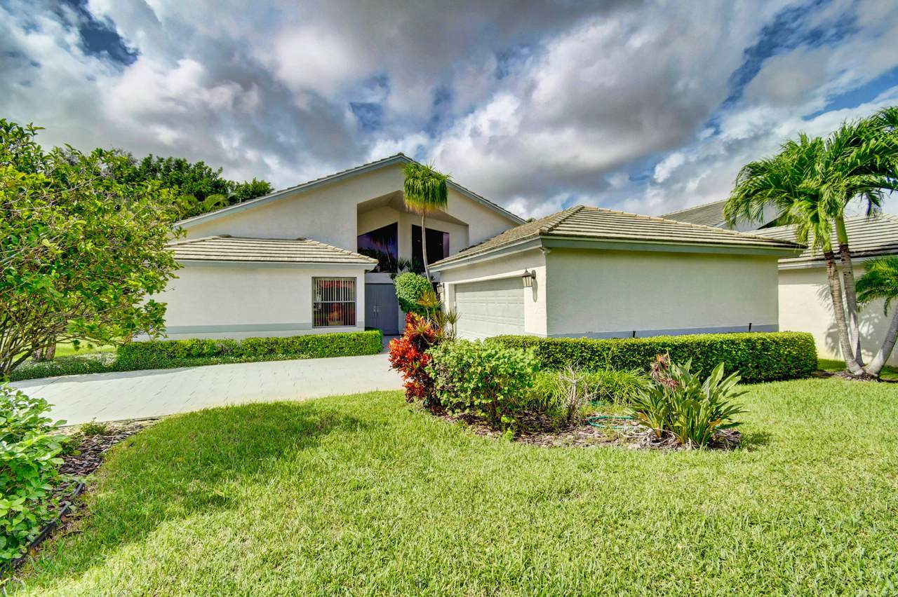 11517 Victoria Drive - Photo 1