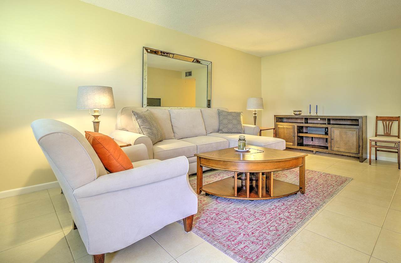 266 Chatham - Photo 1