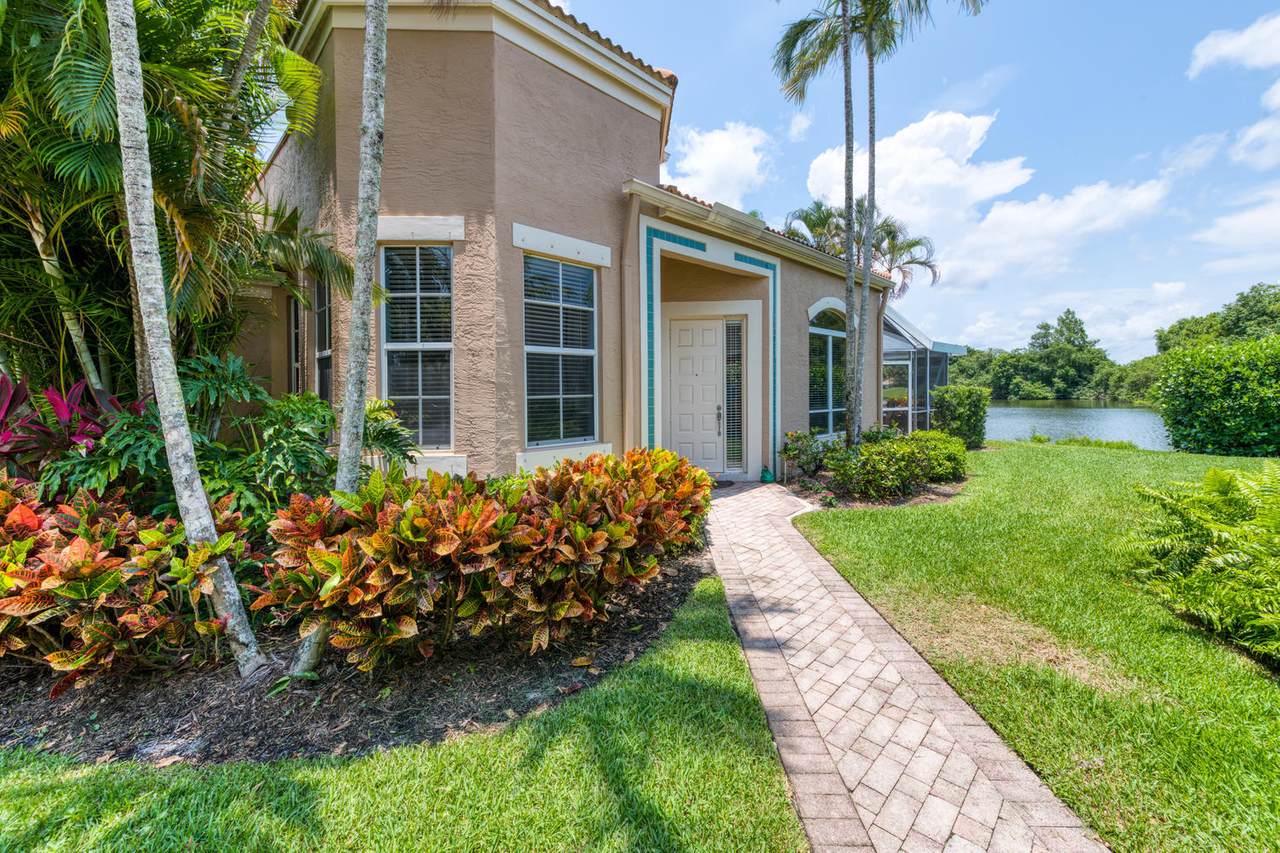 7685 Dahlia Court - Photo 1