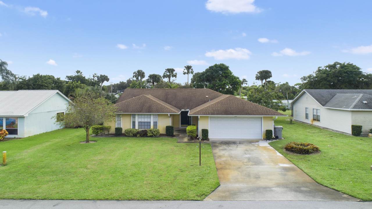 859 4th Lane - Photo 1