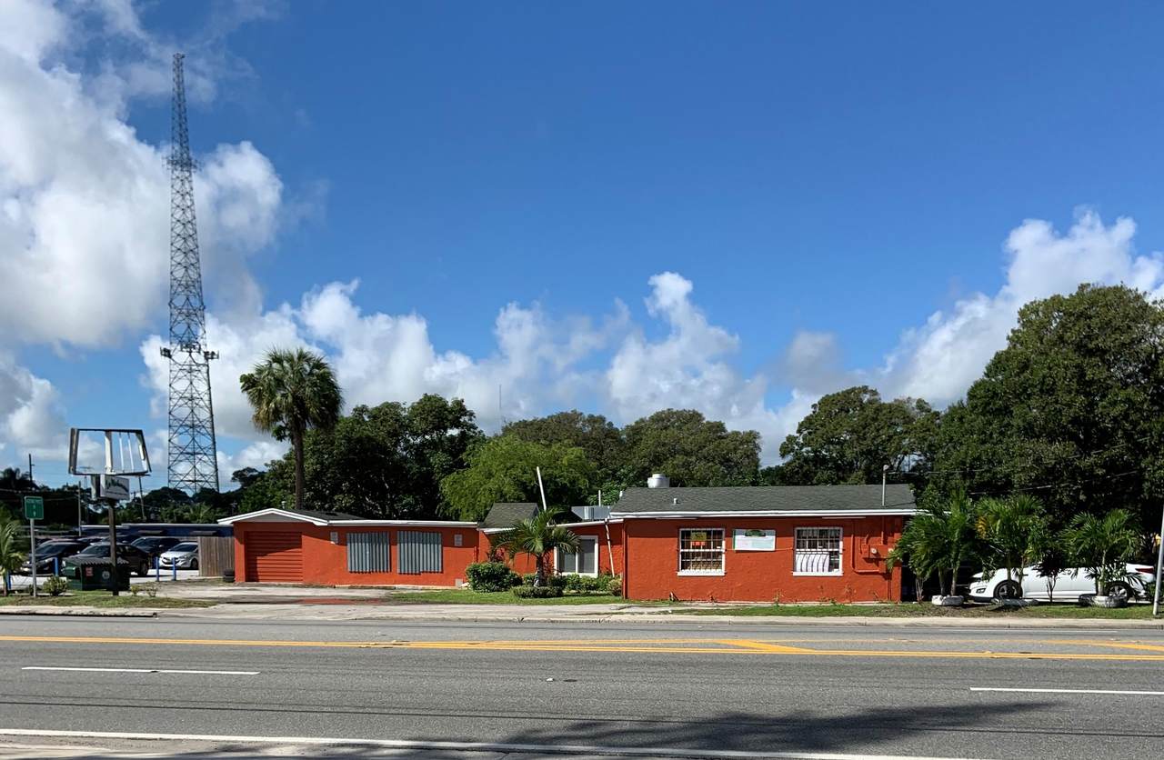 2503 Indiana Avenue - Photo 1