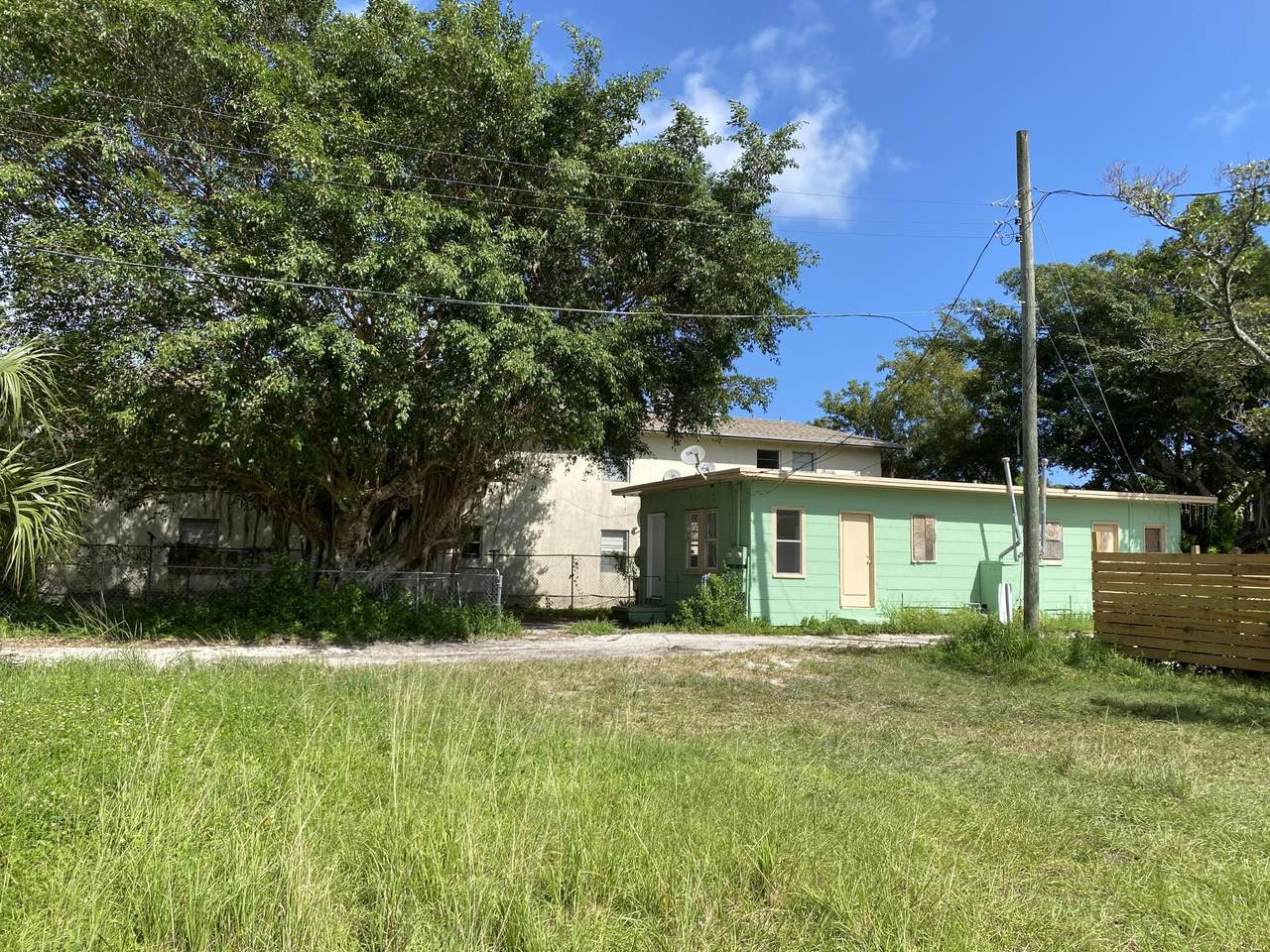 113 E Street - Photo 1