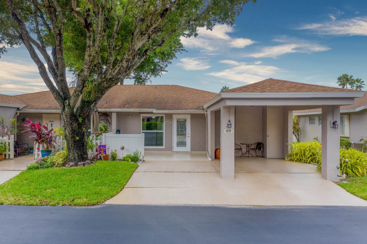 6689 Moonlit Drive - Photo 1