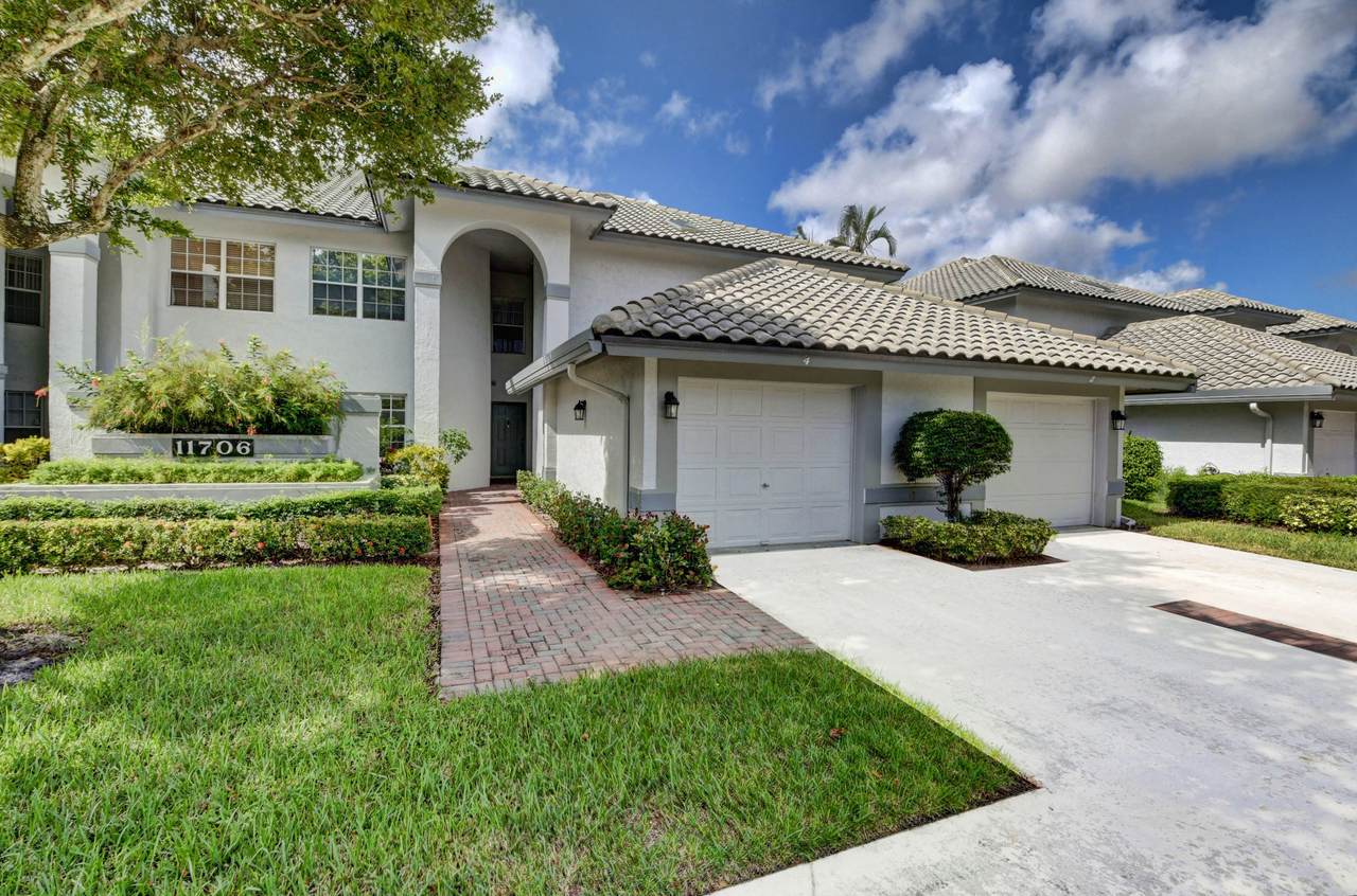 11706 Briarwood Circle - Photo 1