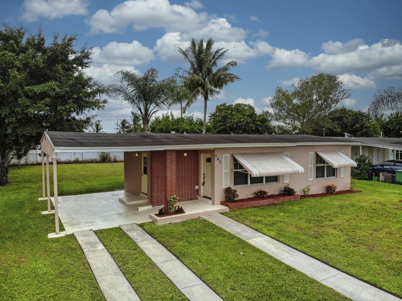 763 Airoso Boulevard - Photo 1