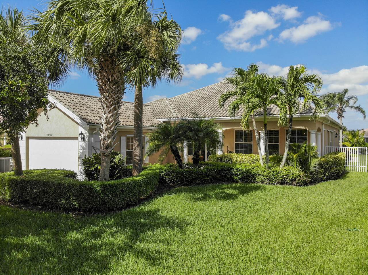 11286 Olmstead Drive - Photo 1