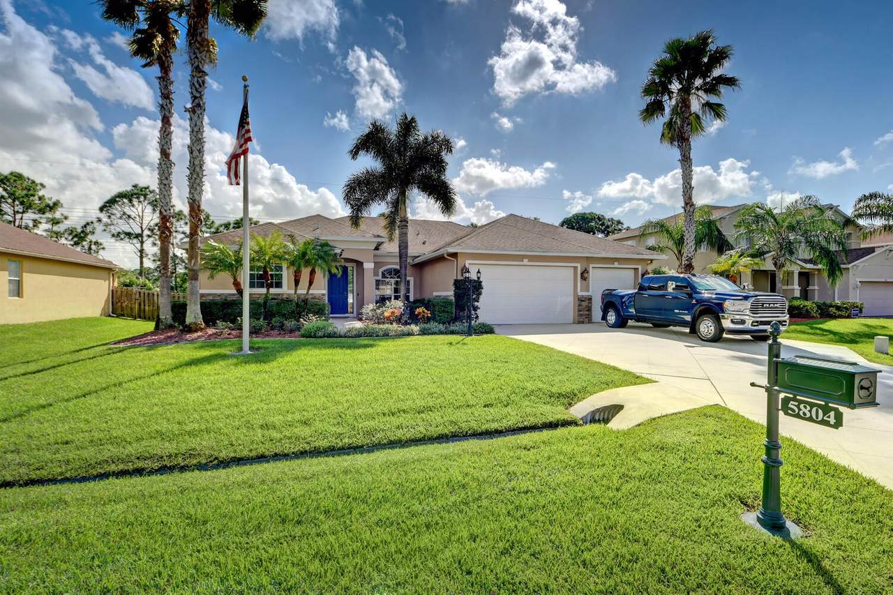 5804 Breezy Brook Court - Photo 1