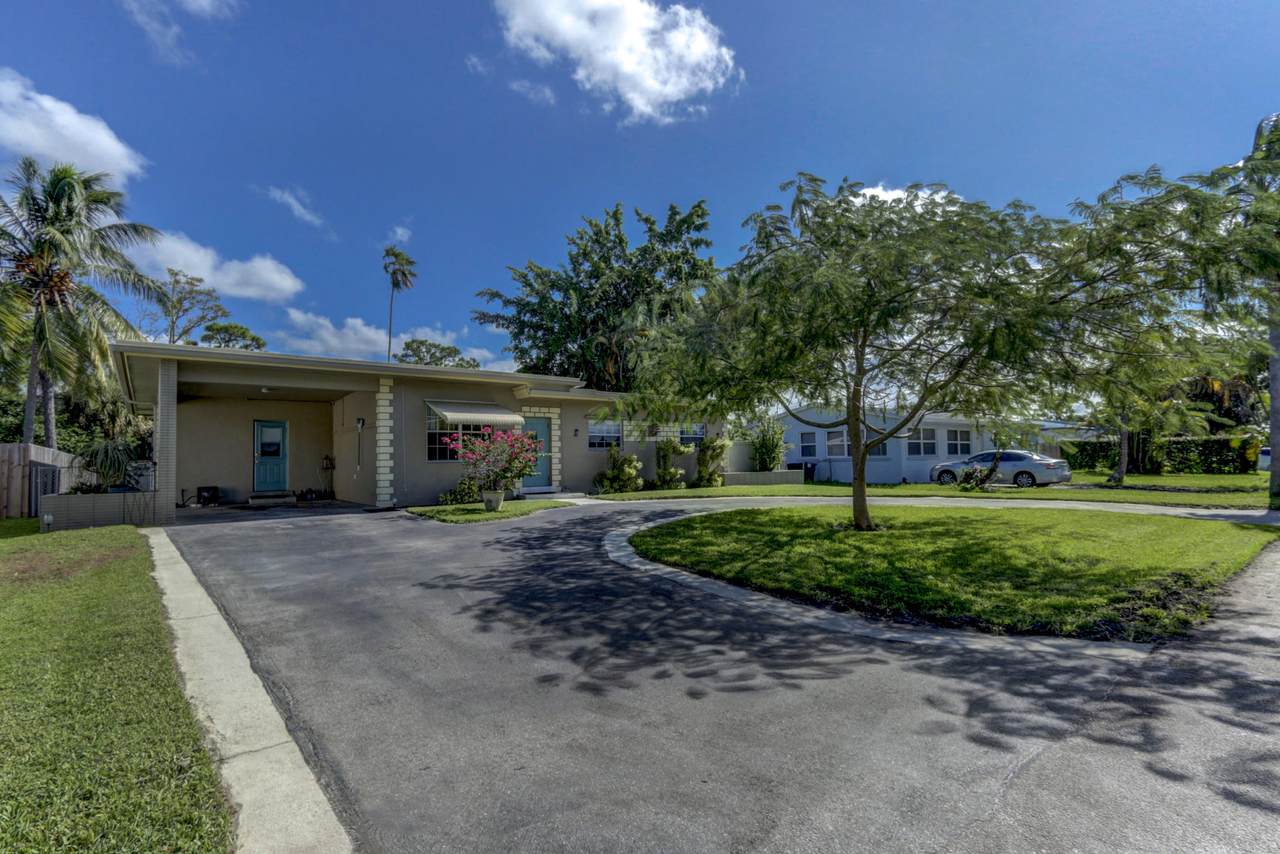 822 Burch Drive - Photo 1