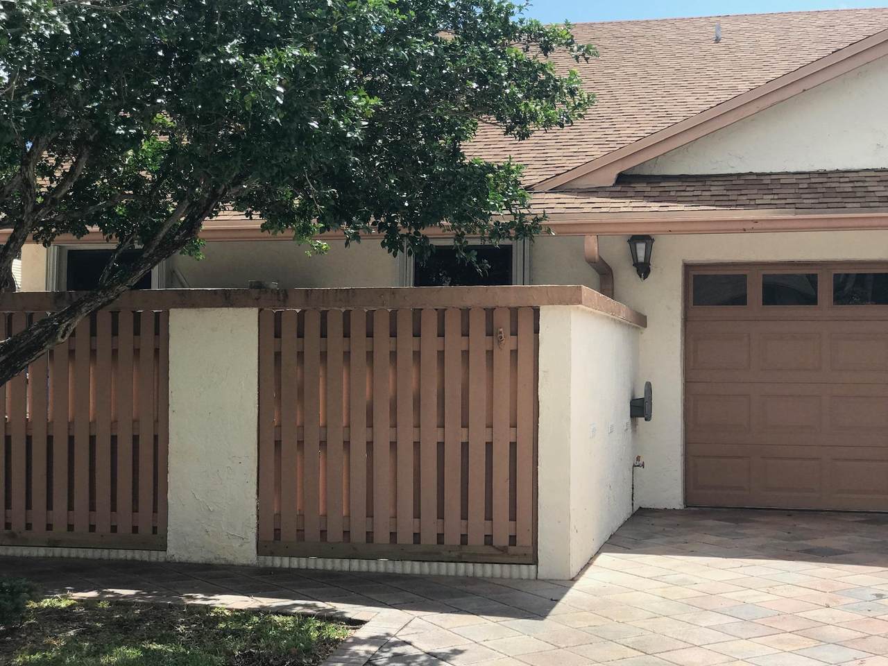 2890 6th Street - Photo 1