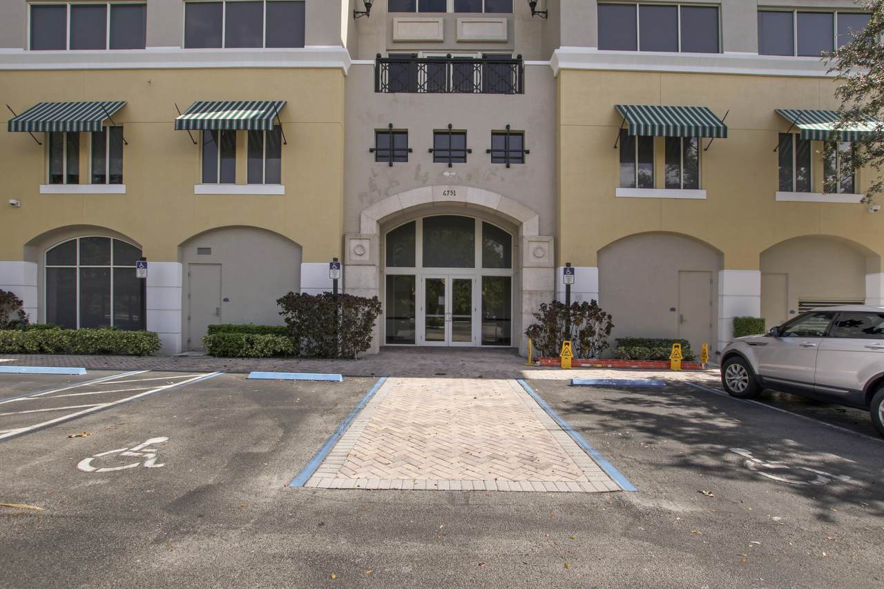 6751 Federal Highway - Photo 1
