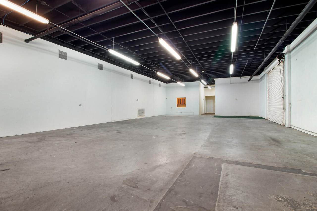 1795 1 Avenue - Photo 1