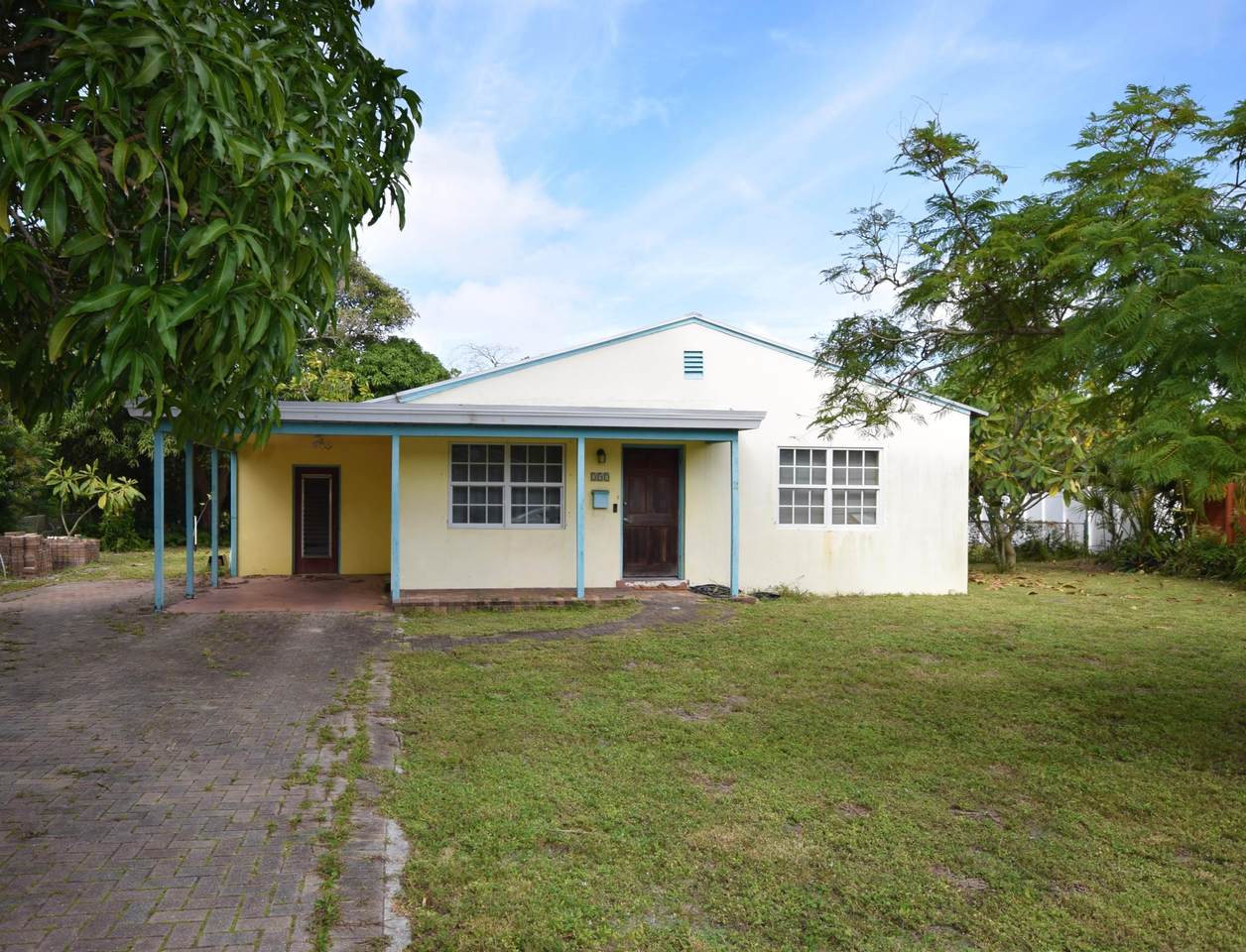 257 17th Street - Photo 1