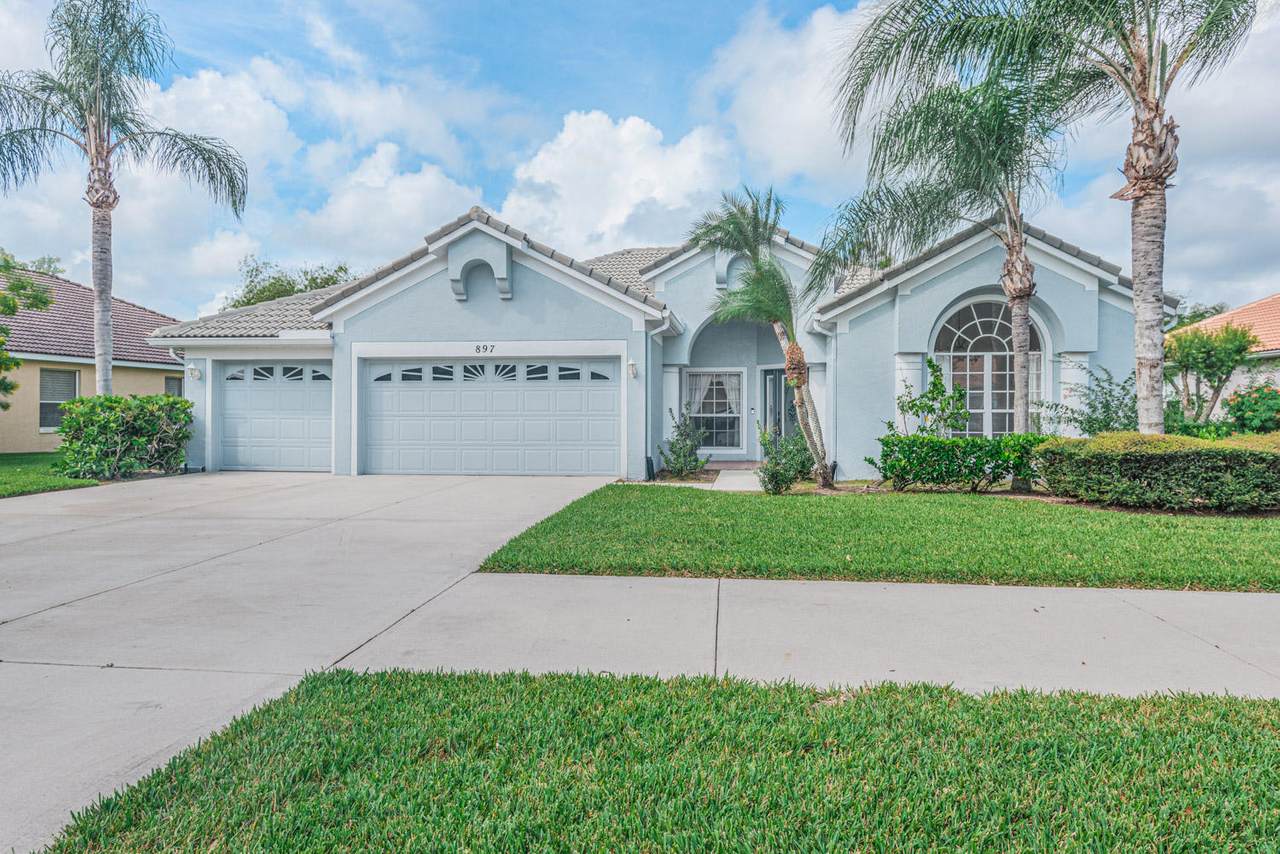 897 Lake Charles Circle - Photo 1