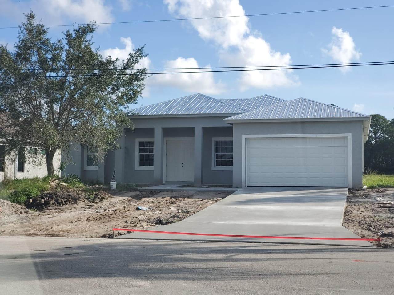 1012 Abbot Avenue - Photo 1