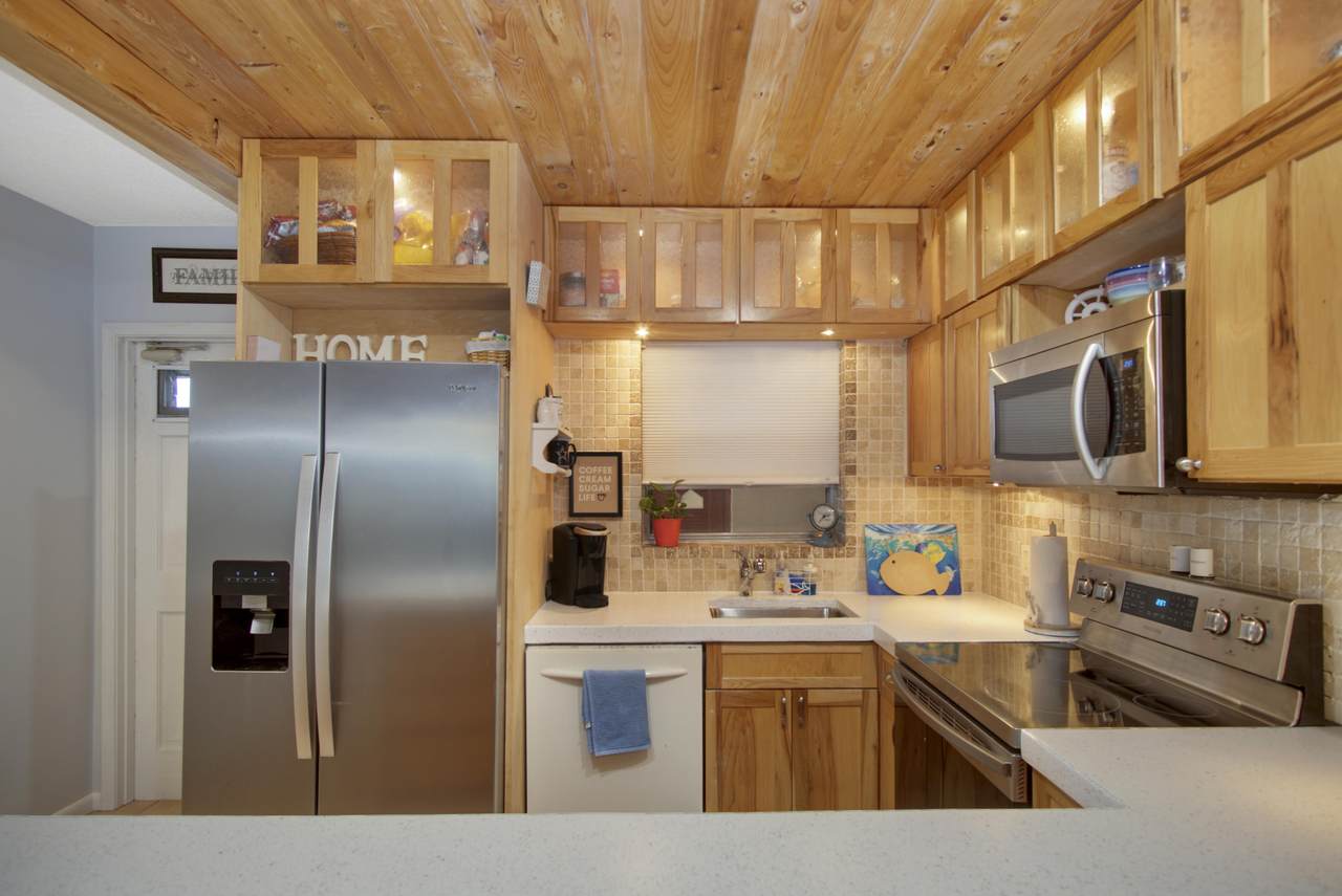 120 Lehane Terrace - Photo 1
