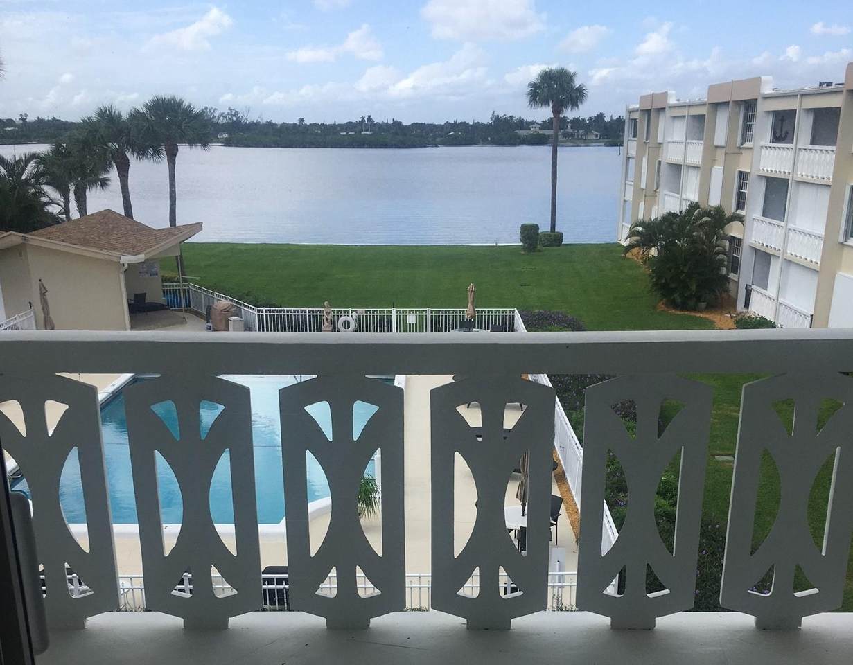 2720 Ocean Boulevard - Photo 1