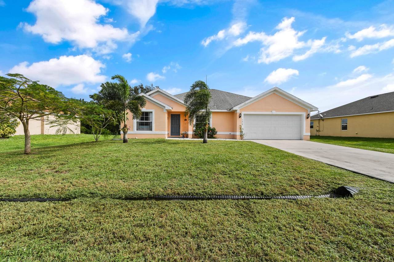 1619 Sylvester Lane - Photo 1