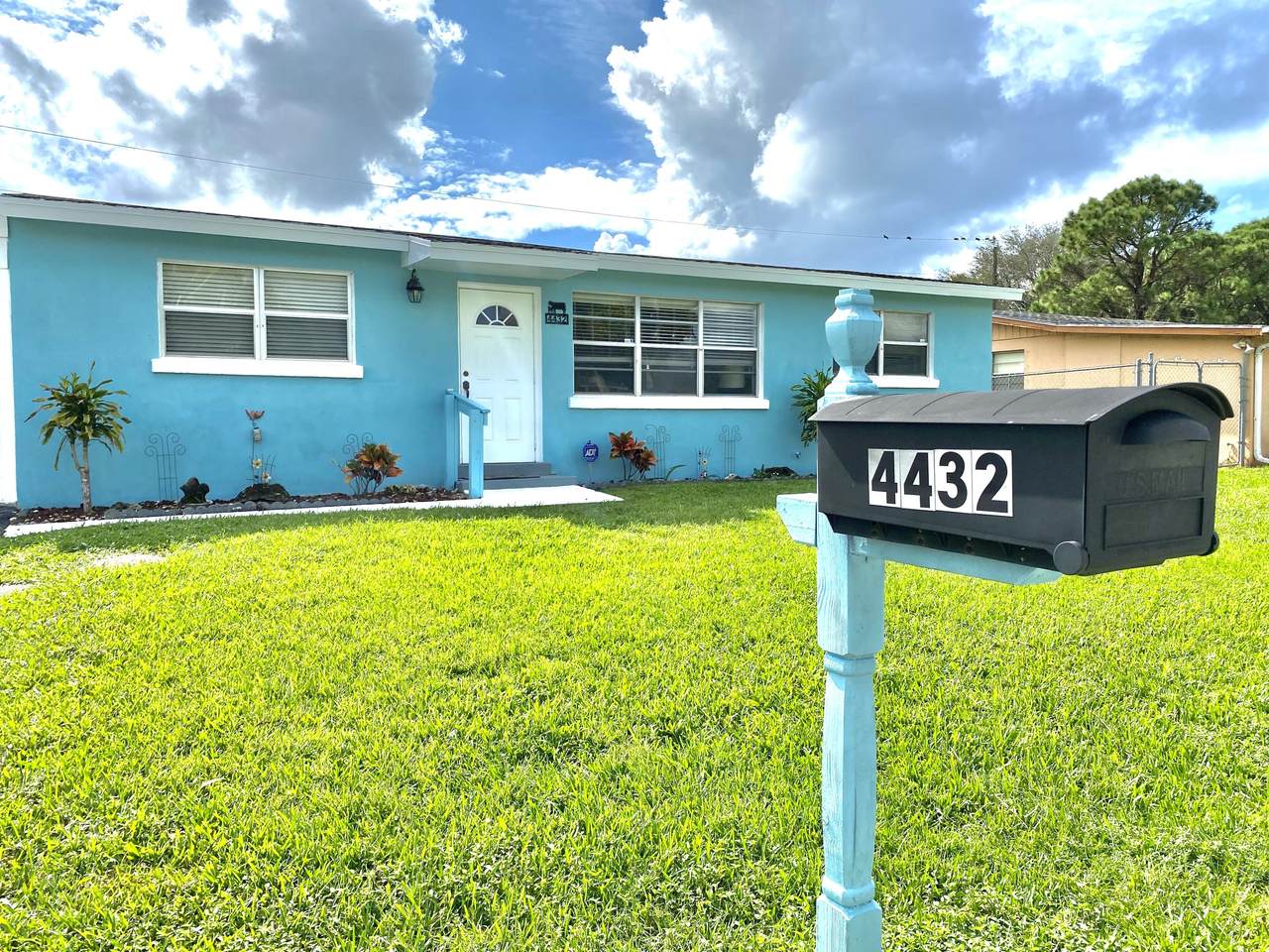 4432 Mary Circle - Photo 1