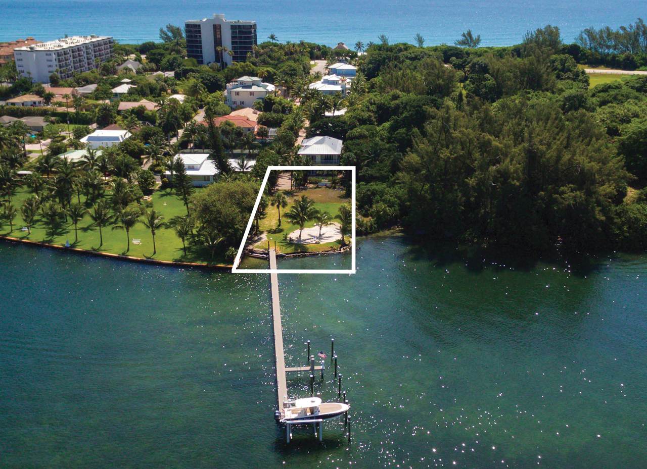 900 Lago Mar Lane - Photo 1