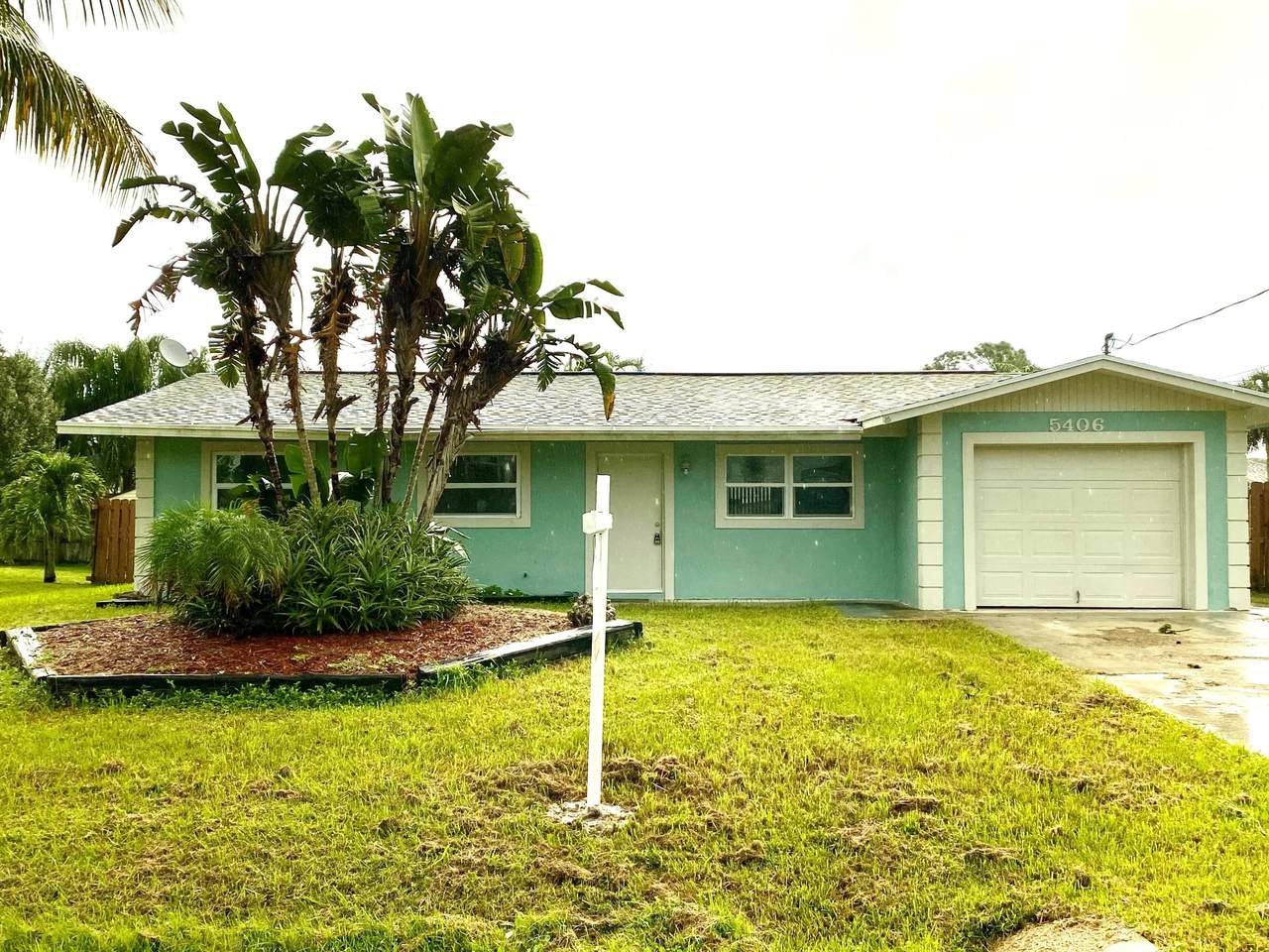 5406 Seagrape Drive - Photo 1