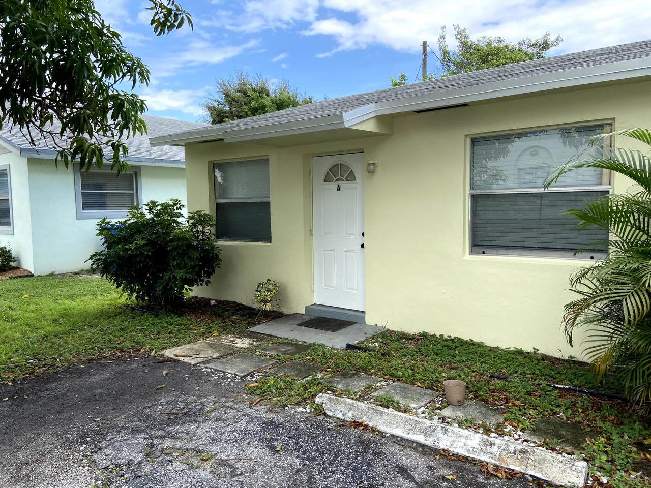 705 Mango Street - Photo 1