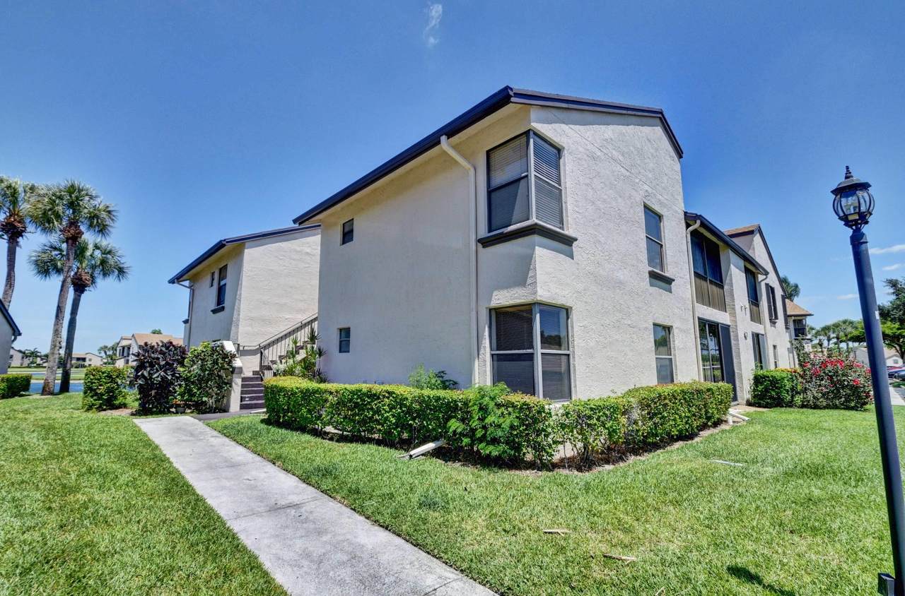 8535 Boca Glades Boulevard - Photo 1