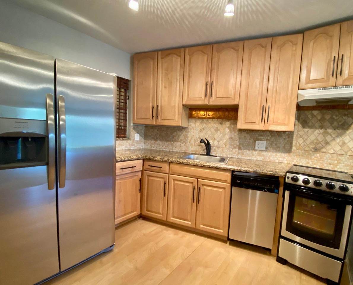 4121 Stirling Road - Photo 1