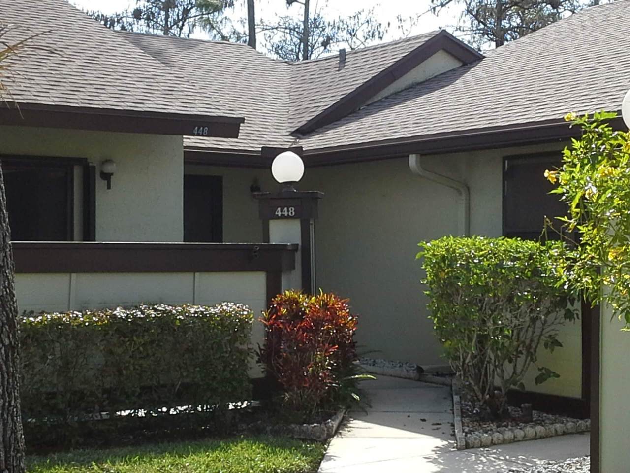 448 Knollwood Court - Photo 1