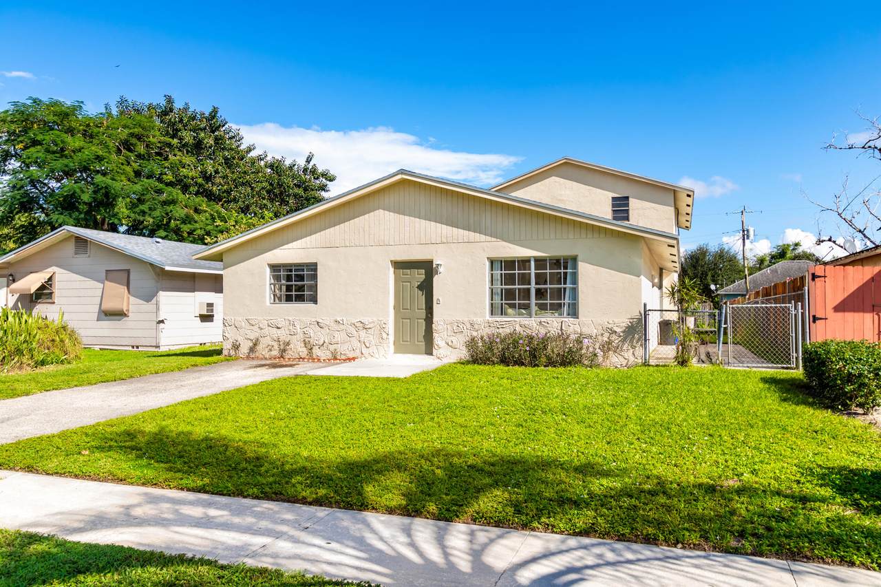 248 Martin Avenue - Photo 1
