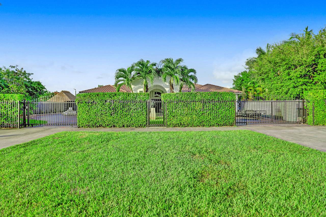 12335 6th Street - Photo 1