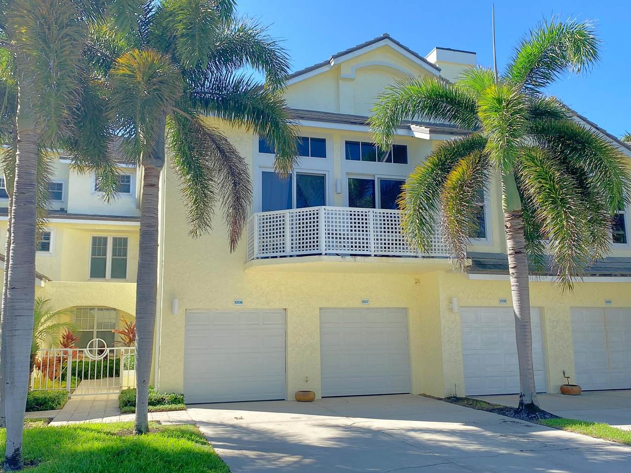 1006 Mainsail Circle - Photo 1