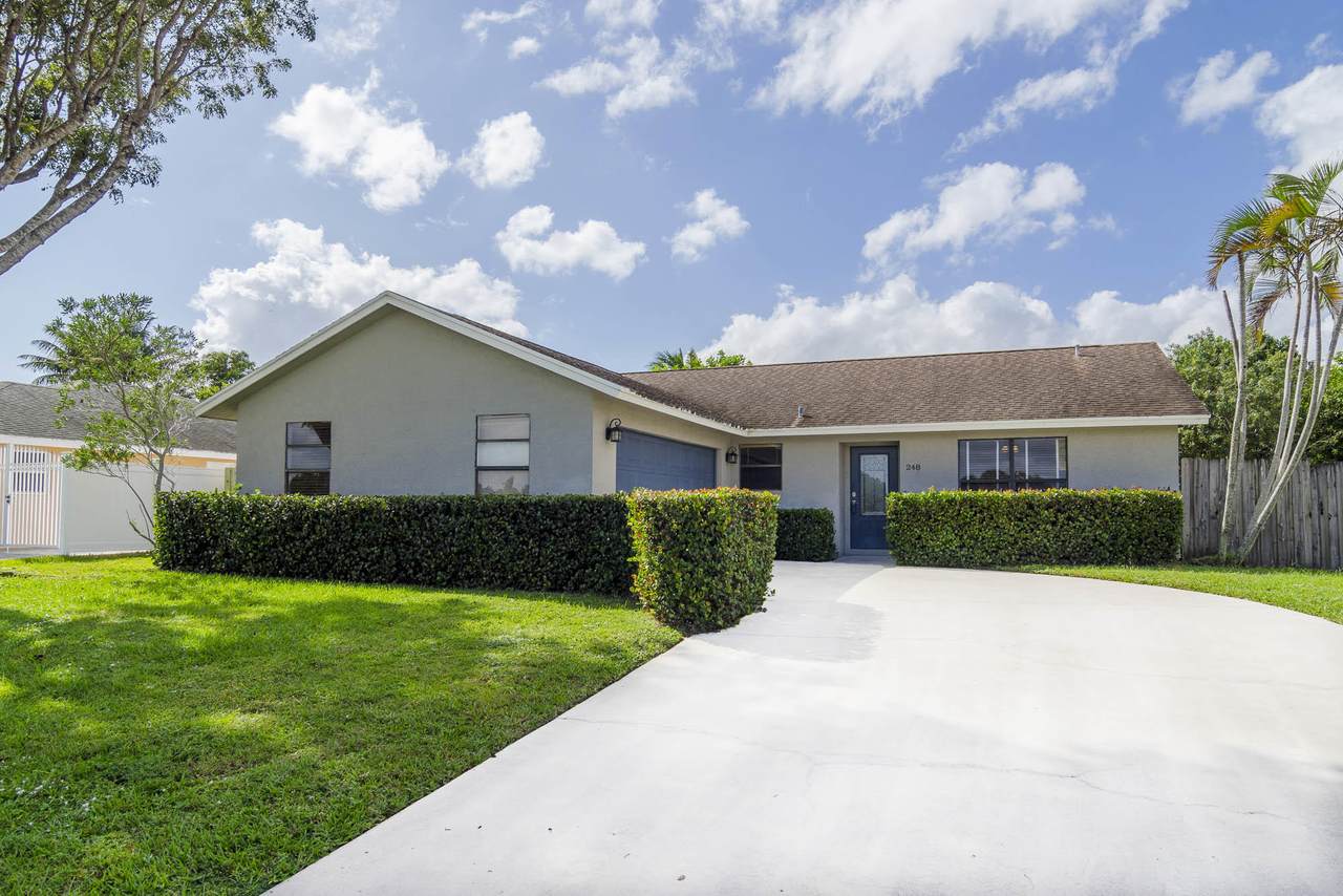 248 La Mancha Avenue - Photo 1