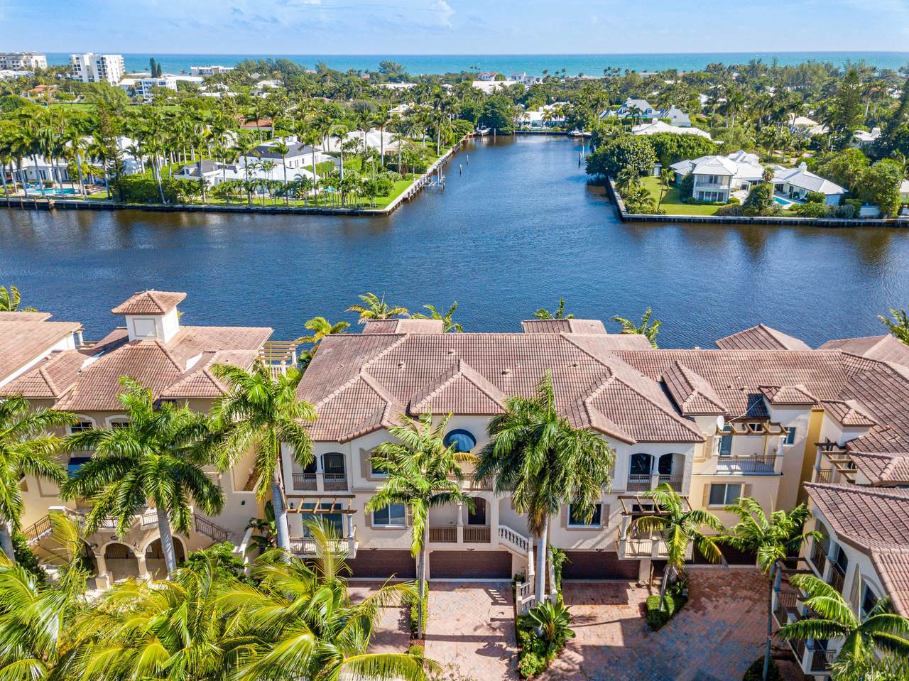 3077 Waterside Circle - Photo 1