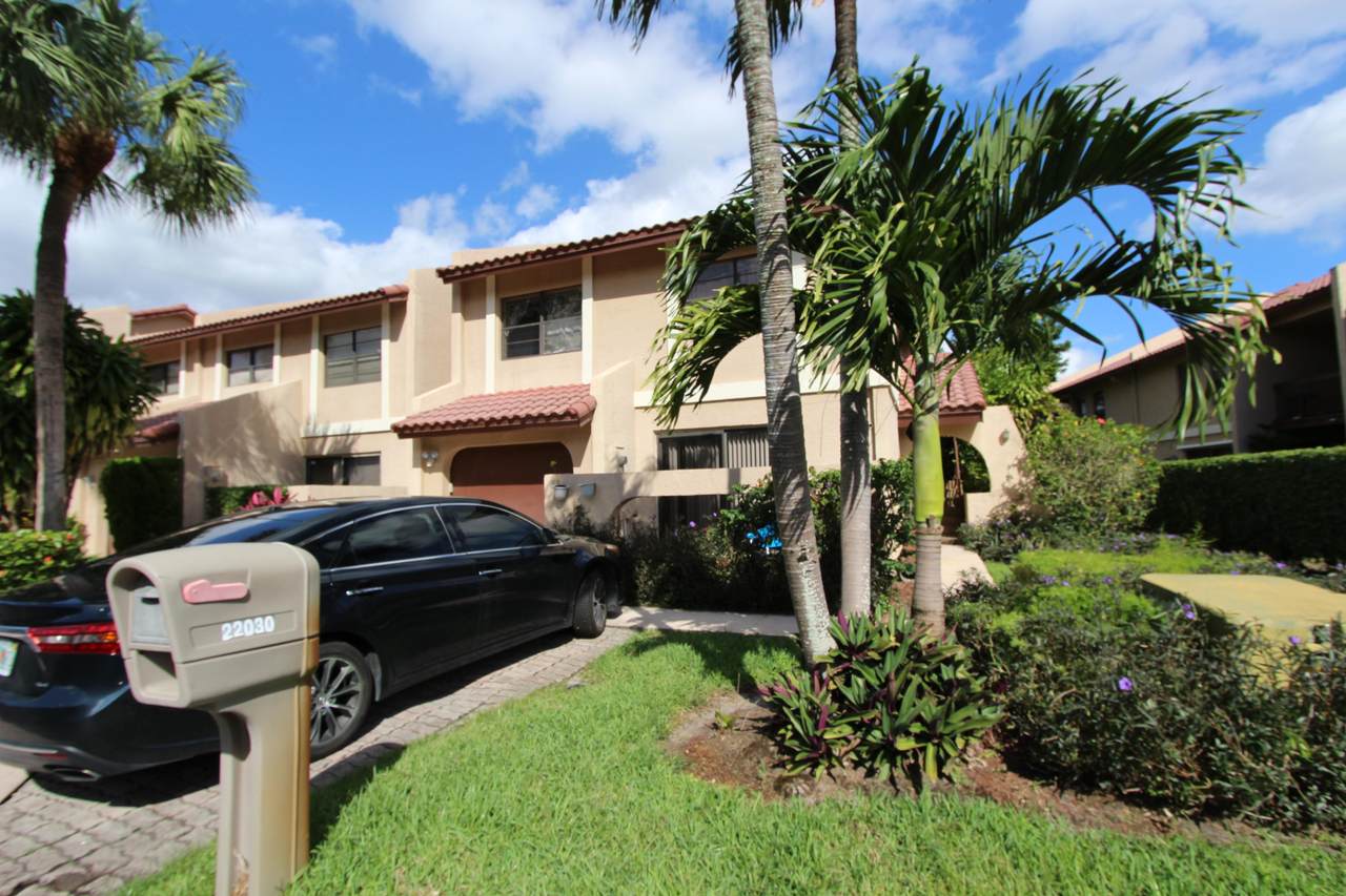 22030 Las Brisas Circle - Photo 1