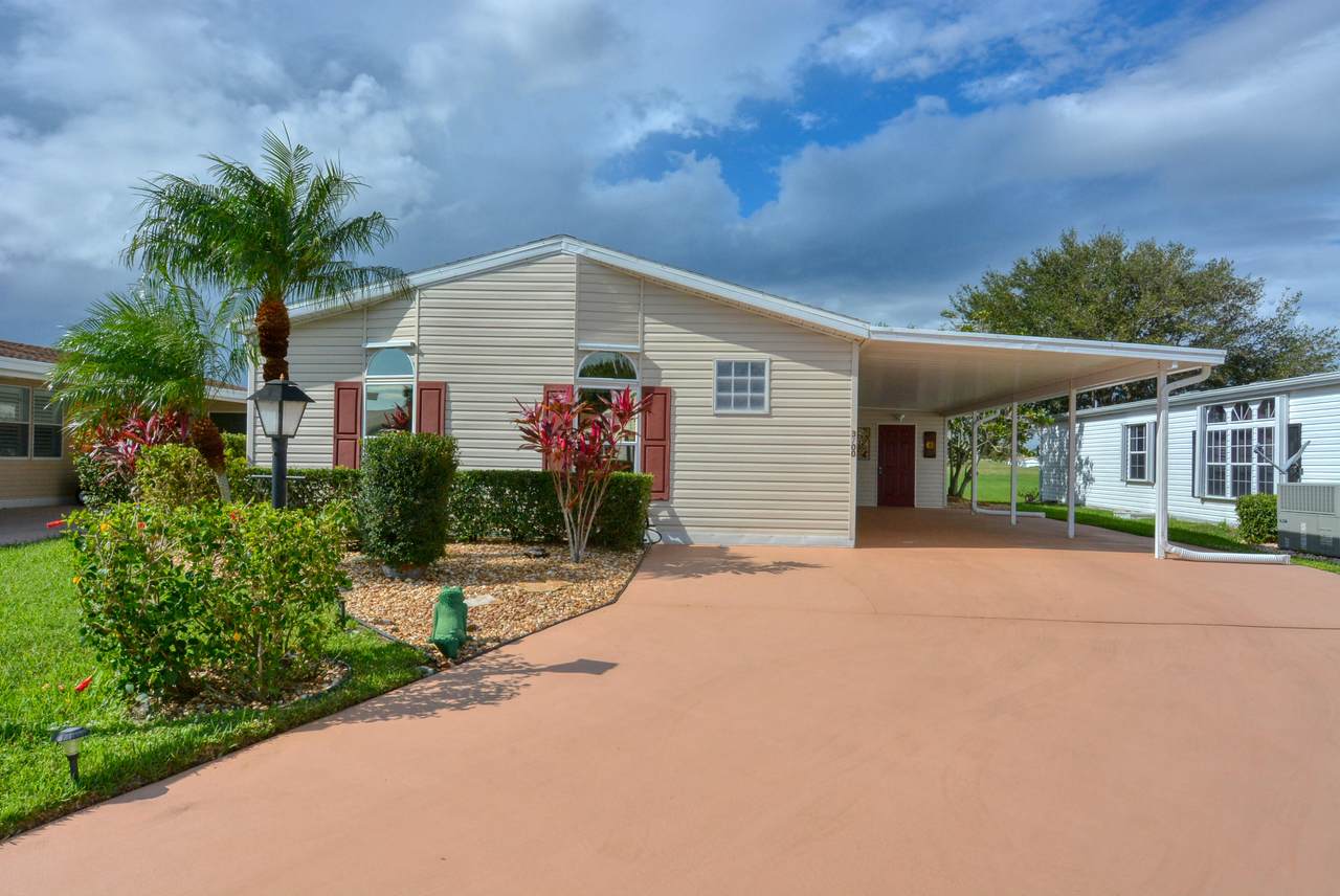 3700 Pendula Circle - Photo 1