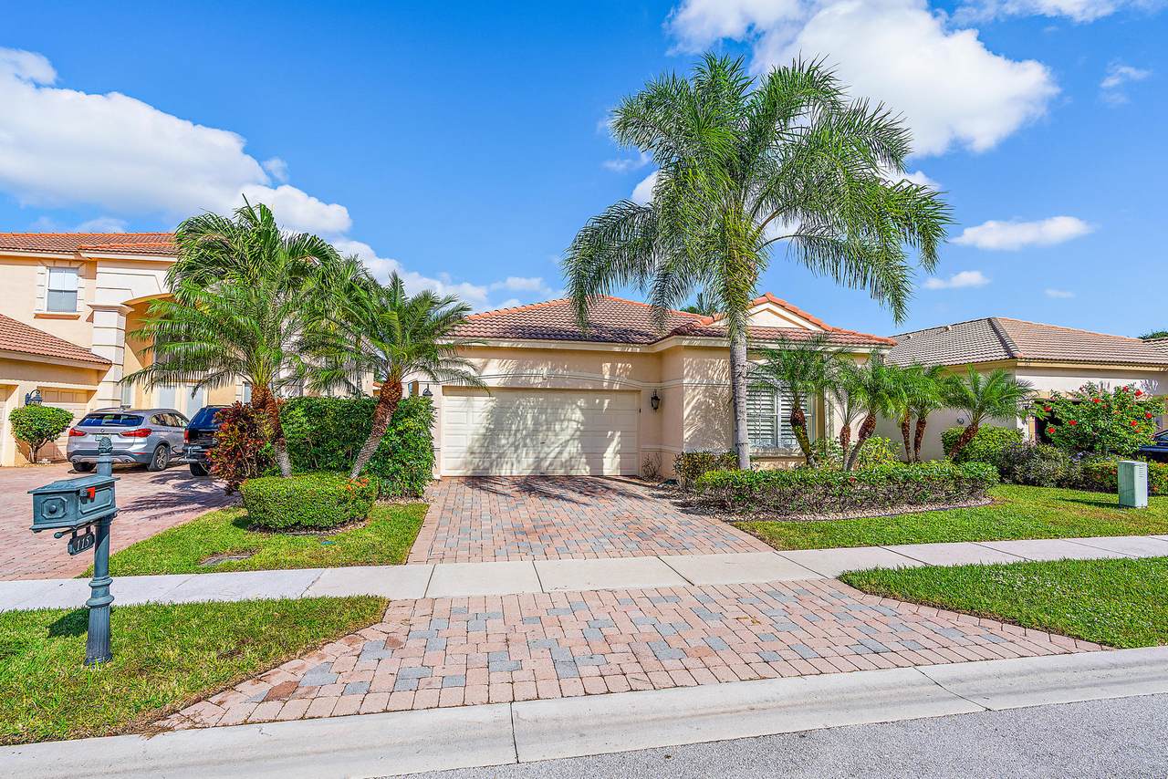 115 Casa Grande Court - Photo 1
