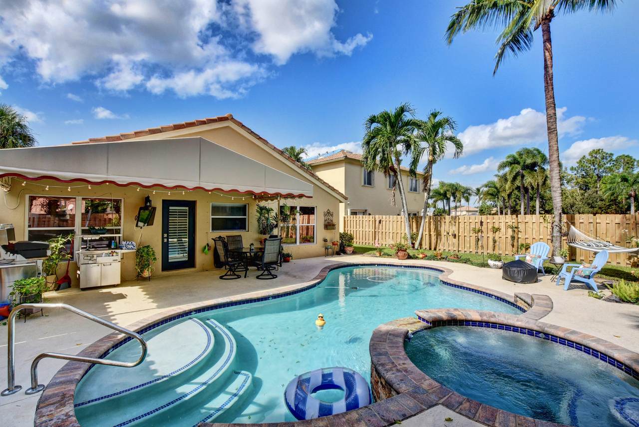 1114 Fosters Mill Drive - Photo 1